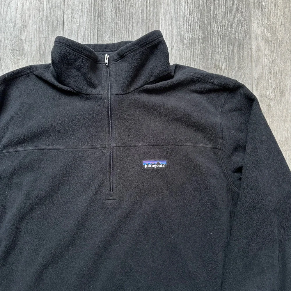 Patagonia Men's Size L Black 1/4 Zip Fleece Pullover Better sweater Pullover